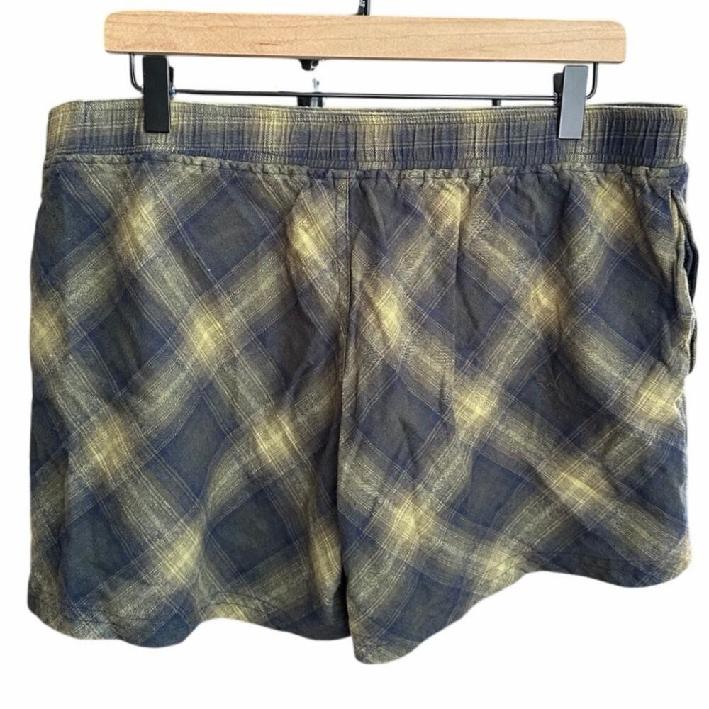 Pendleton Cotton Plaid Shorts Side Pockets Size Large Green Comfortable - Picture 2 of 7